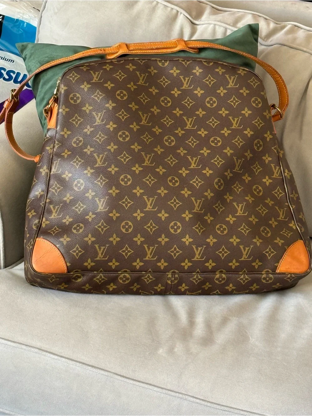 Louis Vuitton Rare Vintage Sac Balade w/Dustbag, lock & Key with COA